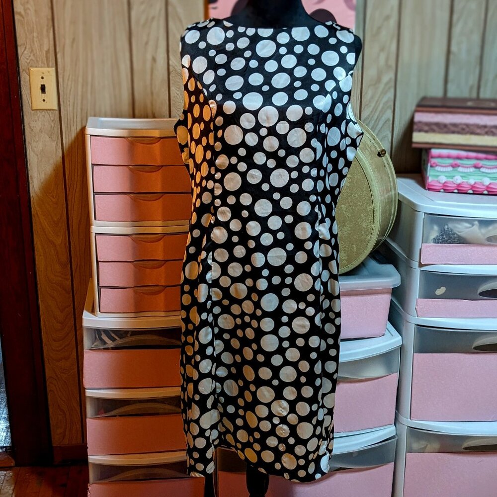 Mod 90s Vintage Bubble Dot Dress